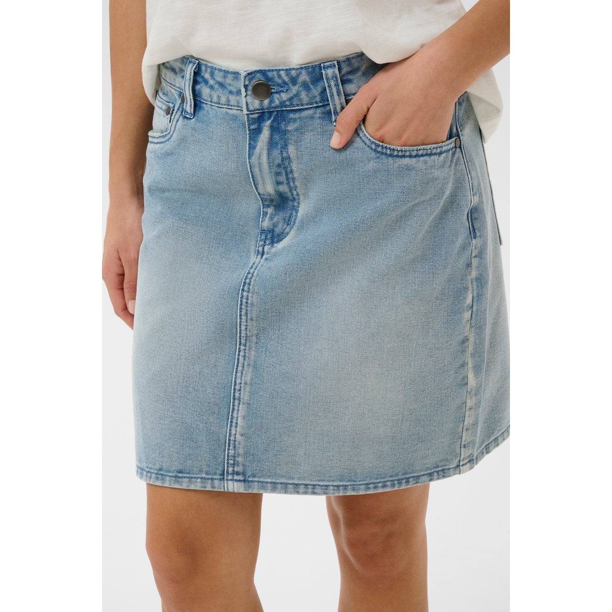 Jupe en jean bleu light blue wash, CULTURE
