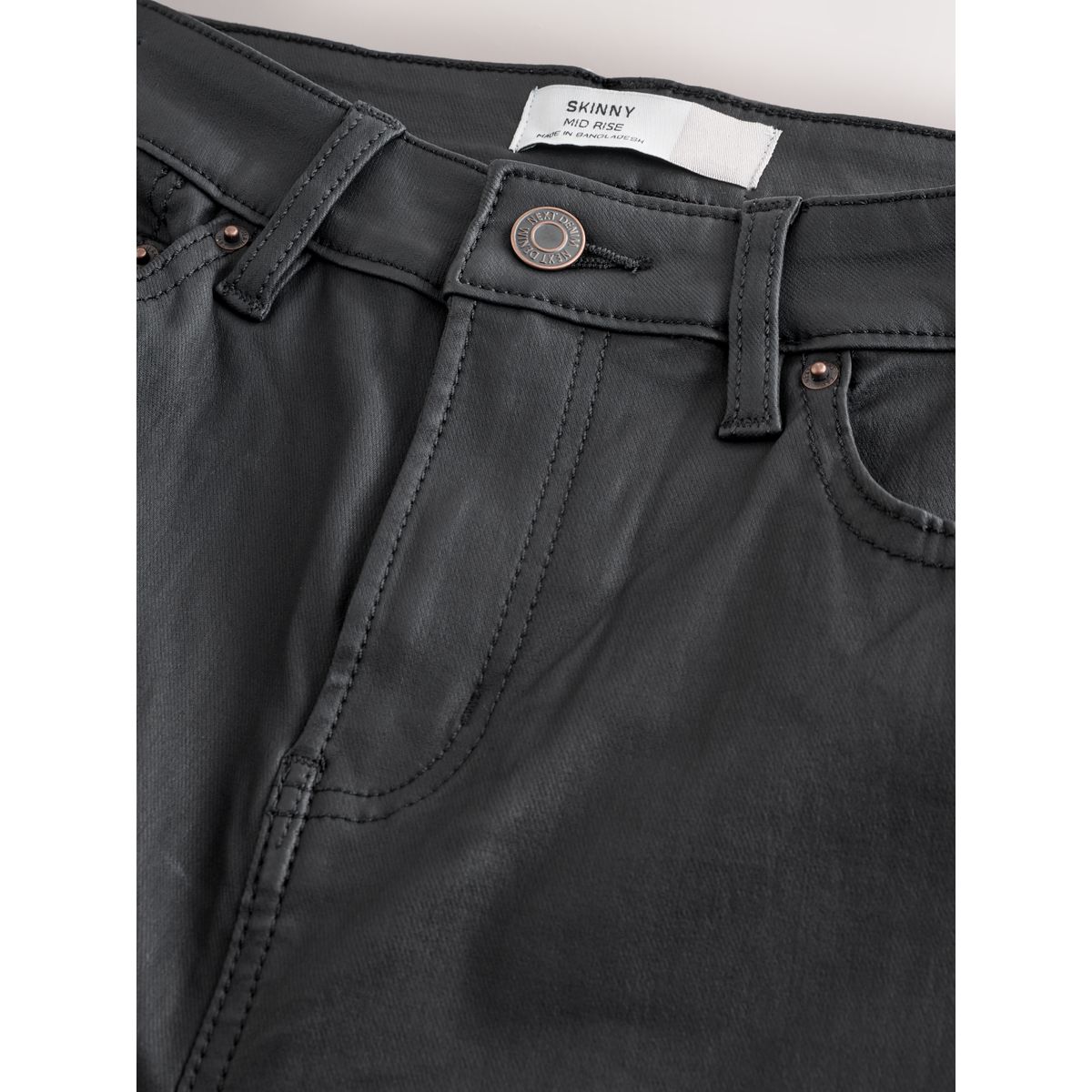 Jean skinny enduit aspect denim noir, NEXT