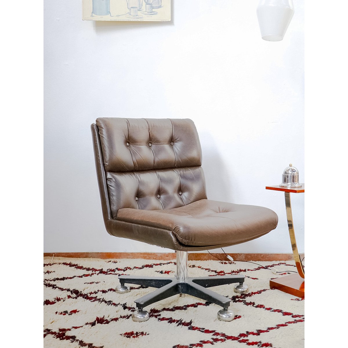 Fauteuil en simili cuir Jakob N°841 - Bon état marron, DEBONGOUT