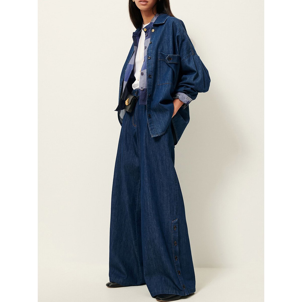 Pantaloni in denim a gamba larga con abbottonatura sugli orli, PROVENLOR denim, SESSUN