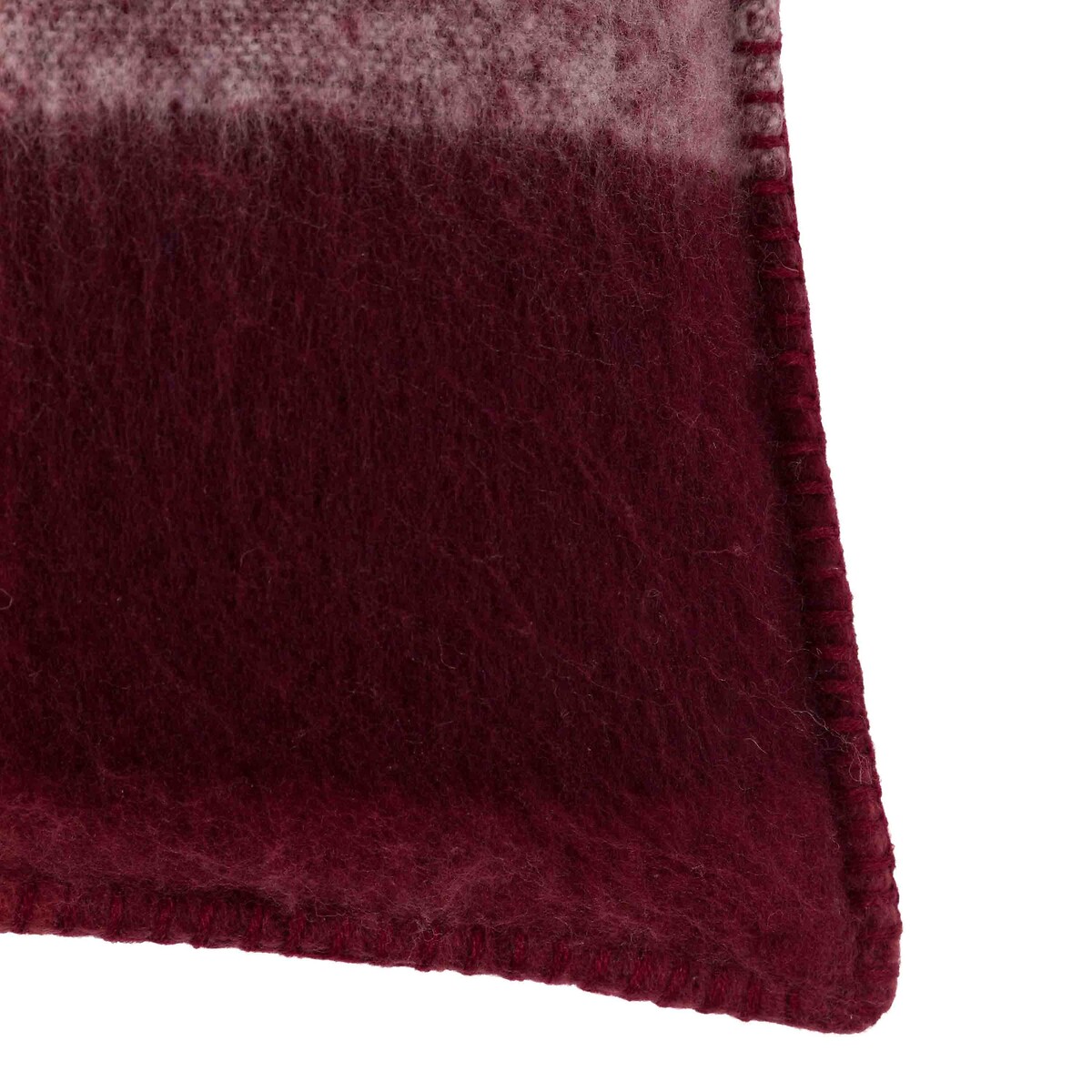 Check Faux Moira Cushion merlot, ÉDITÉ