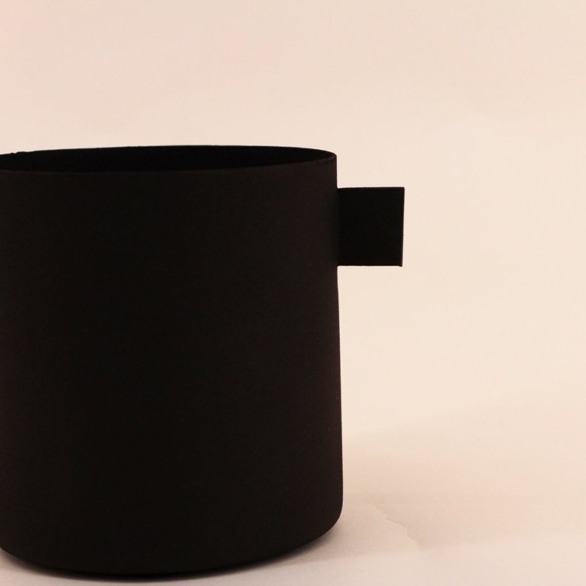 Cache pot en métal 11x15cm noir, DECOSTAR