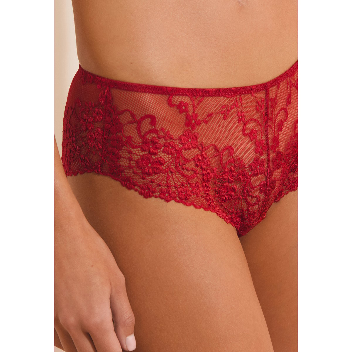 Shorty en dentelle SOUPCON rouge, ETAM