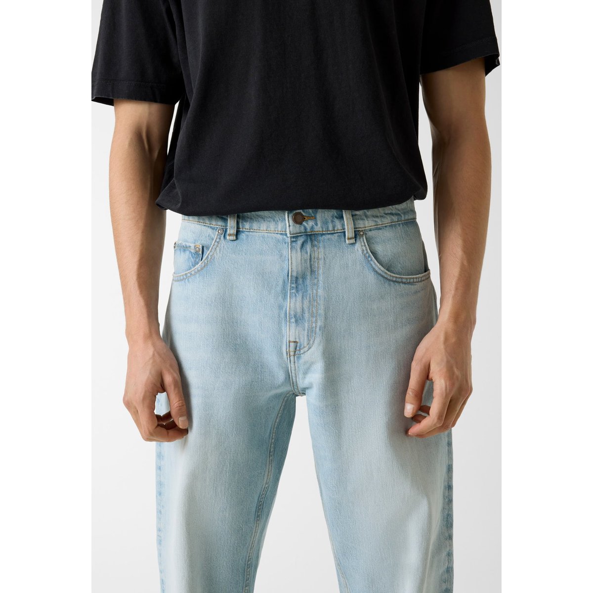 Jean Droit Damon bleu ciel, GUESS