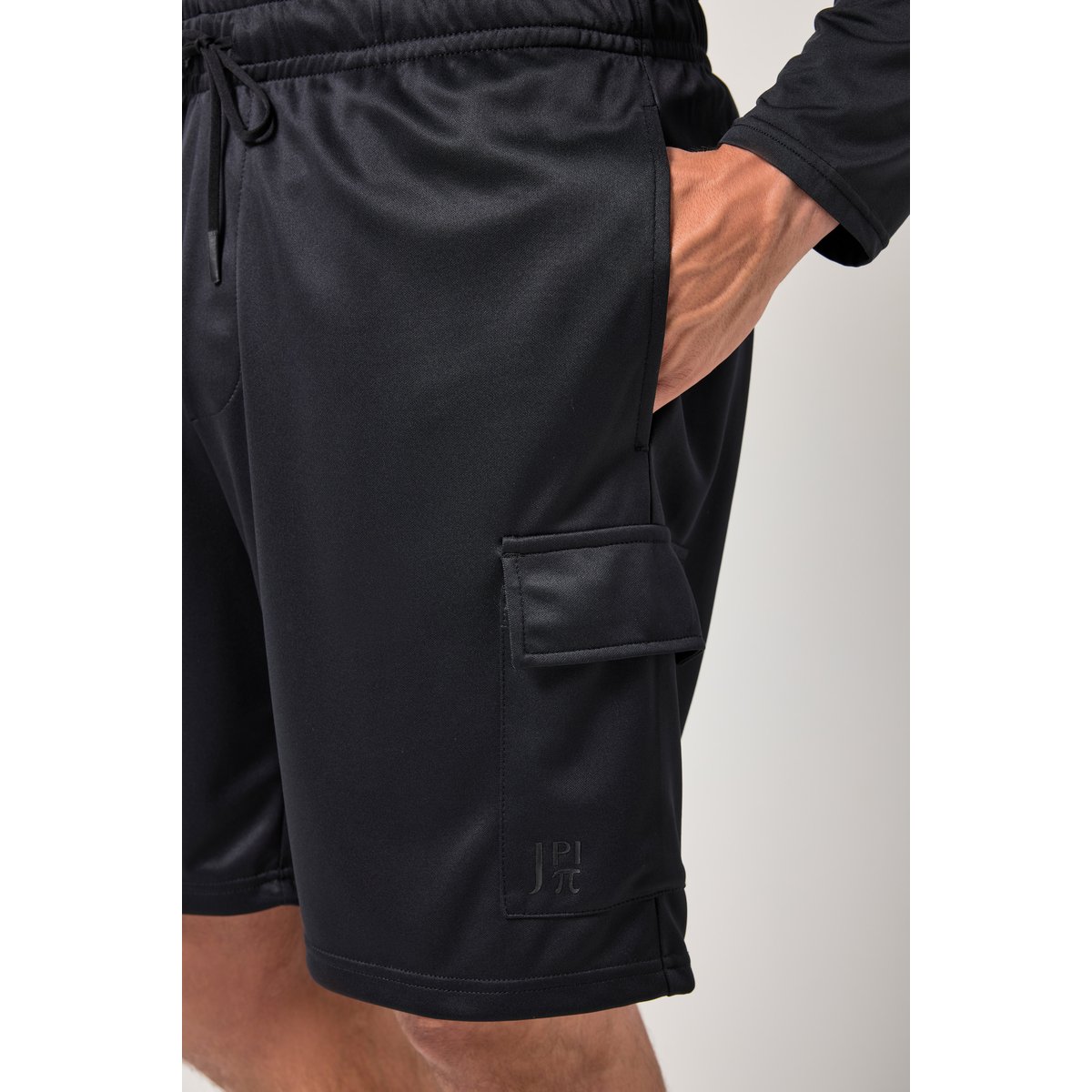 Bermuda cargo technique collection Outdoor noir, JP1880