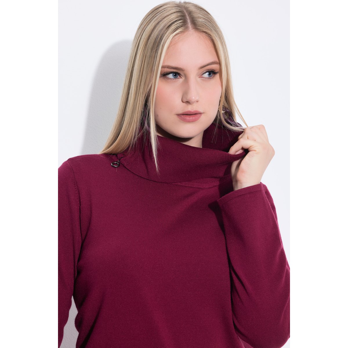 Robe midi en maille avec col roulé bordeaux, ULLA POPKEN