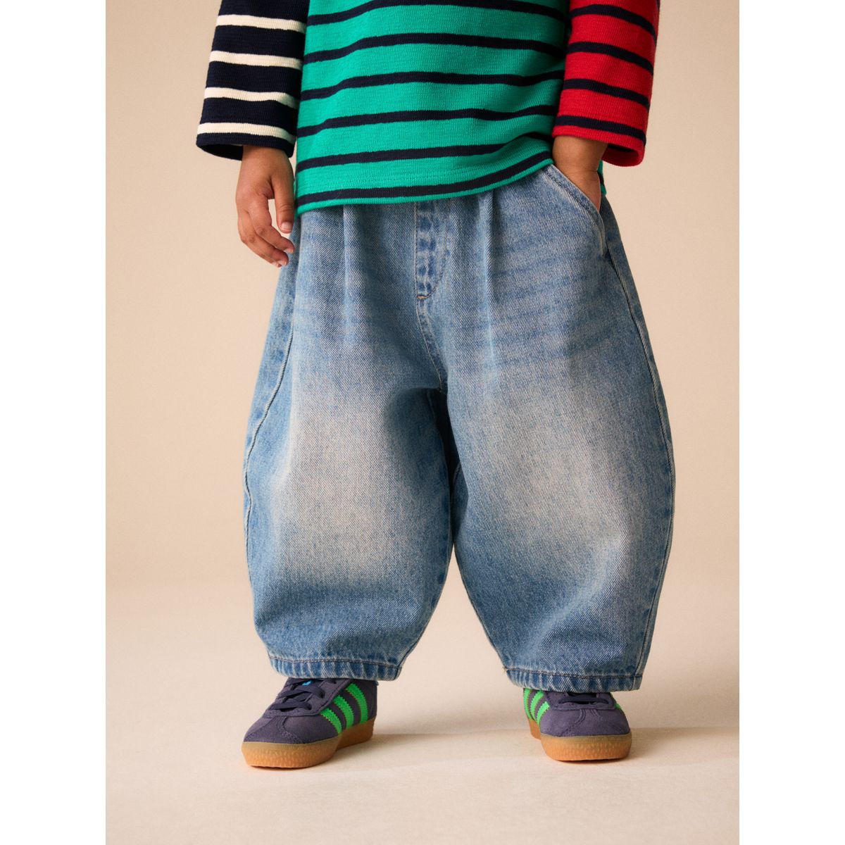 Jean large coupe tonneau teinte bleu moyen, NEXT