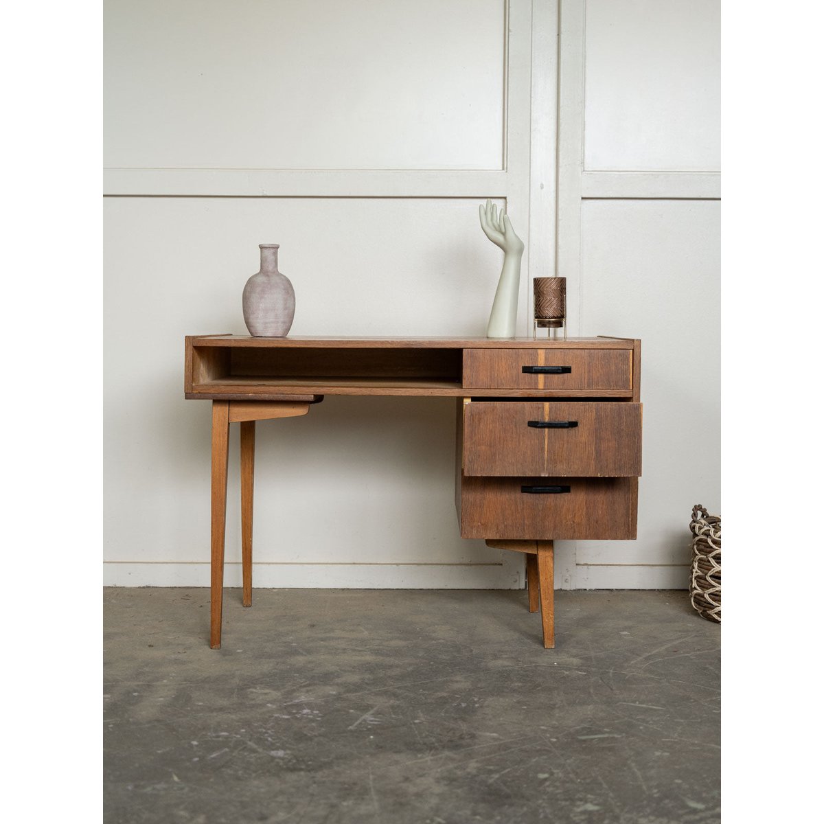 Bureau années 60 Yvan N°565 - Bon état bois foncé, DEBONGOUT