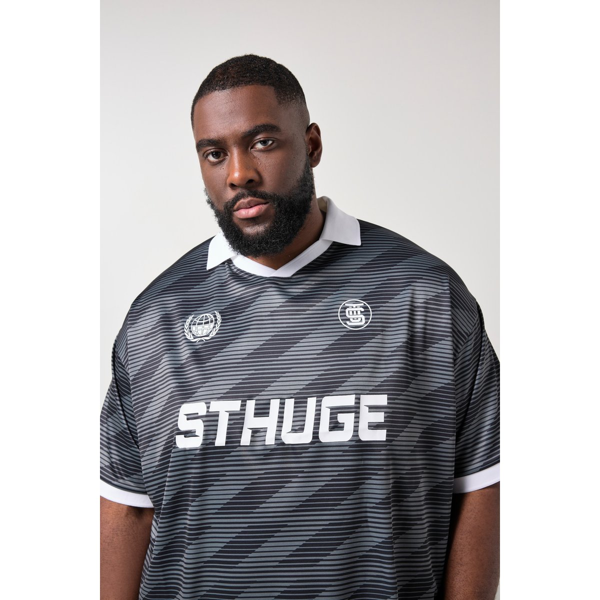 Polo oversize, jersey léger à motif noir, STHUGE