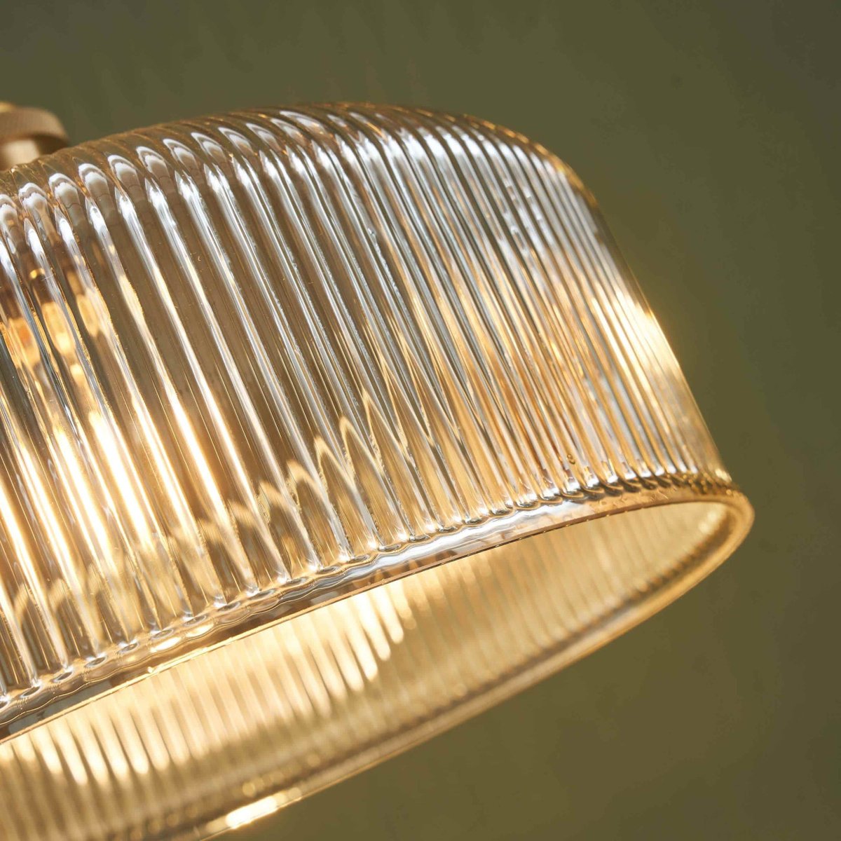 Suspension verre nervuré rétro - AURÉLINE ambré et laiton, KOSILUM