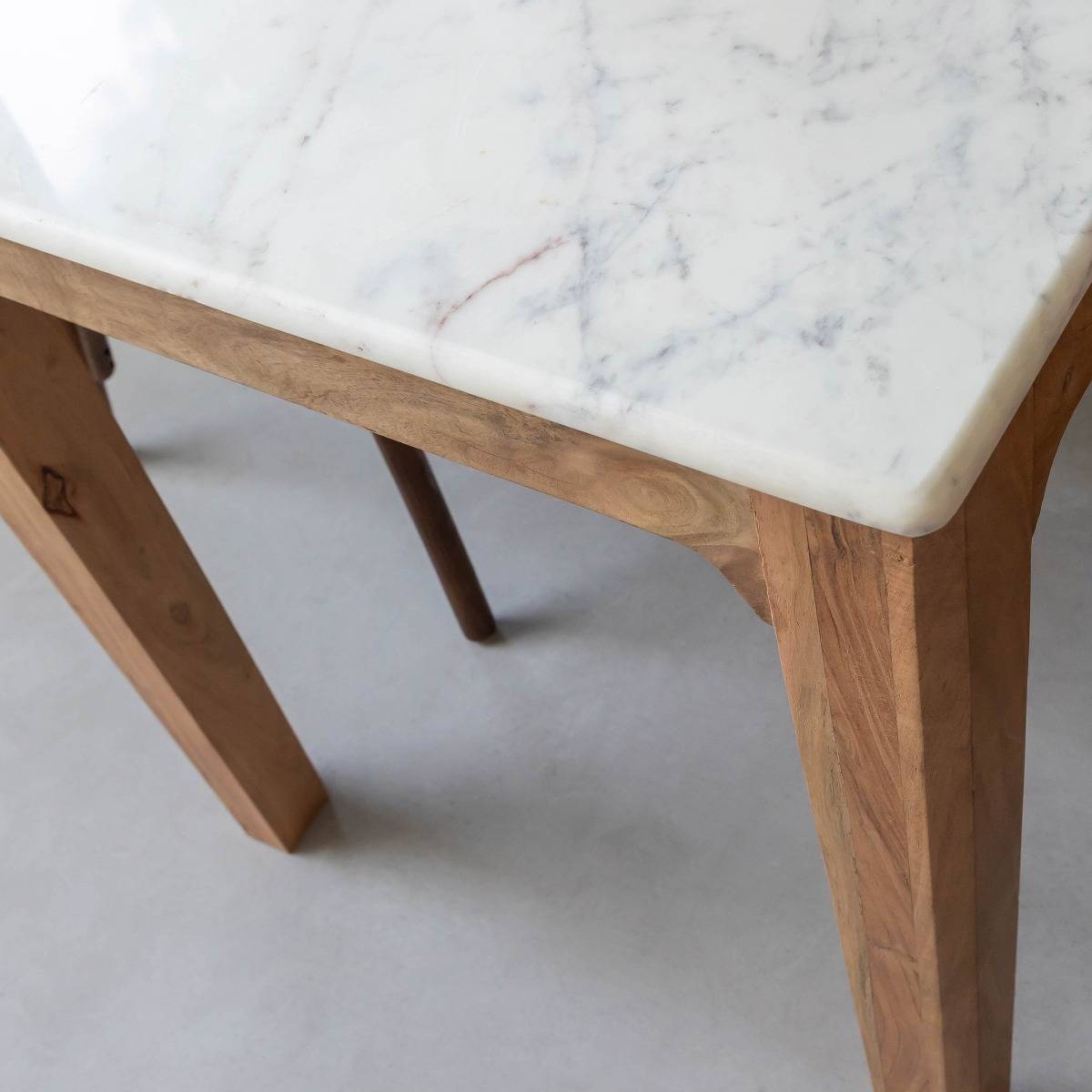 Table à manger en bois de manguier ARTHURO blanc, MADE IN MEUBLES