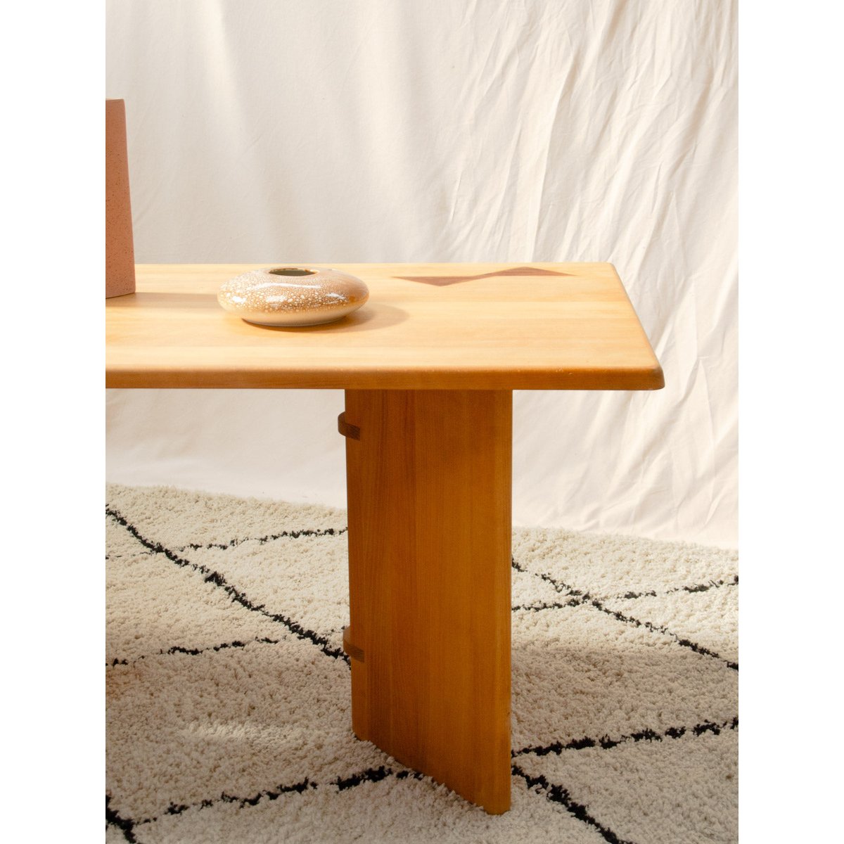 Table à manger en hêtre massif Karla N°1314 - Bon état bois clair, DEBONGOUT