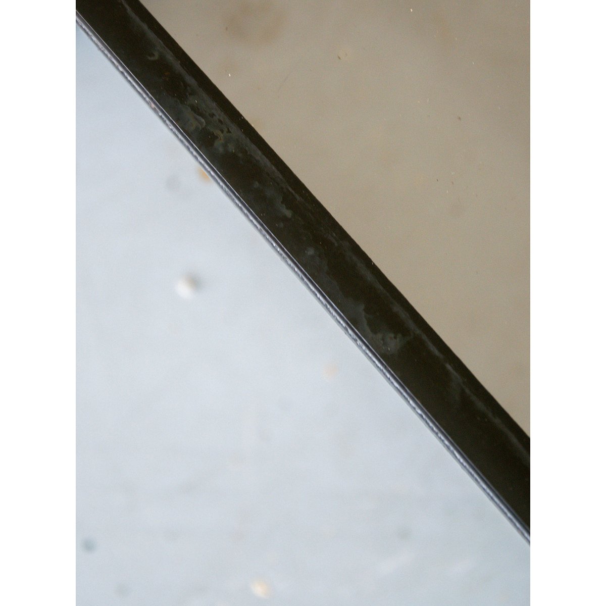 Table basse en métal Donna N°121 - Bon état noir, DEBONGOUT