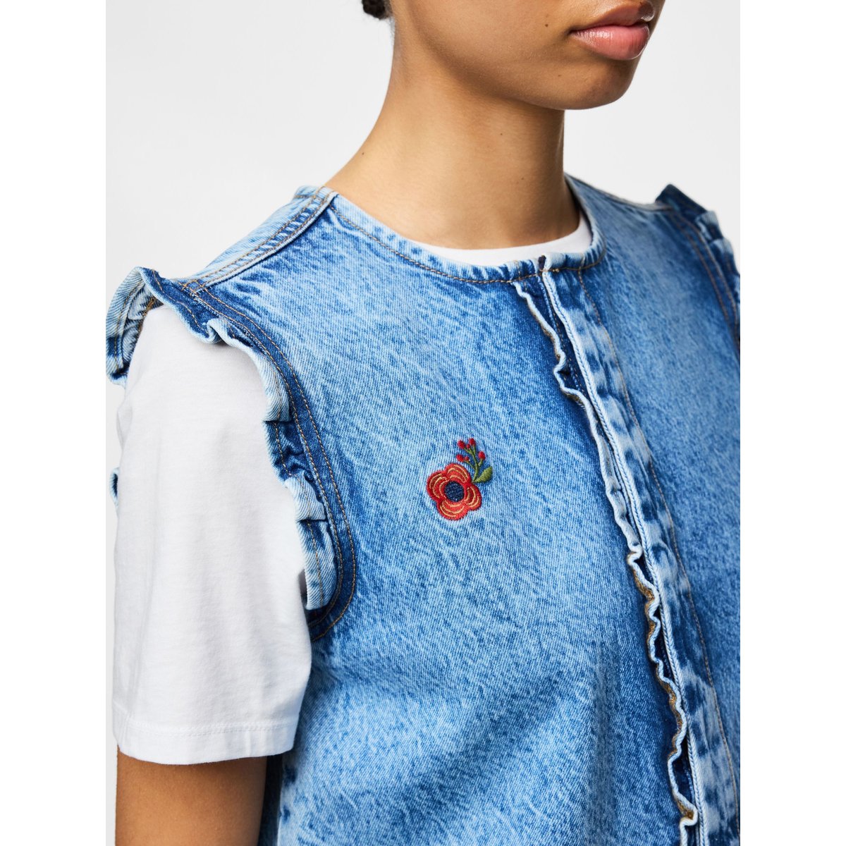 Top medium blue denim, PIECES