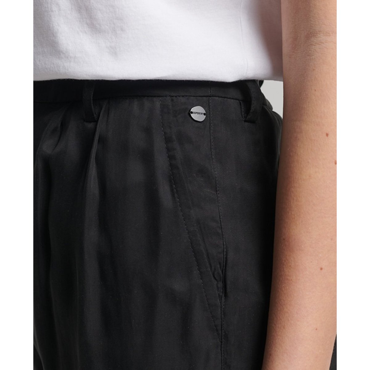 Short en cupro noir, SUPERDRY