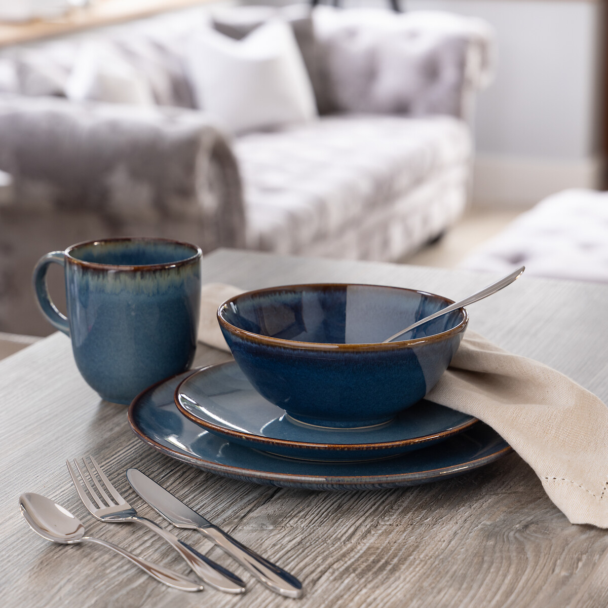 Set Of 4 Reactive Glaze Bowls blue, MASON CASH