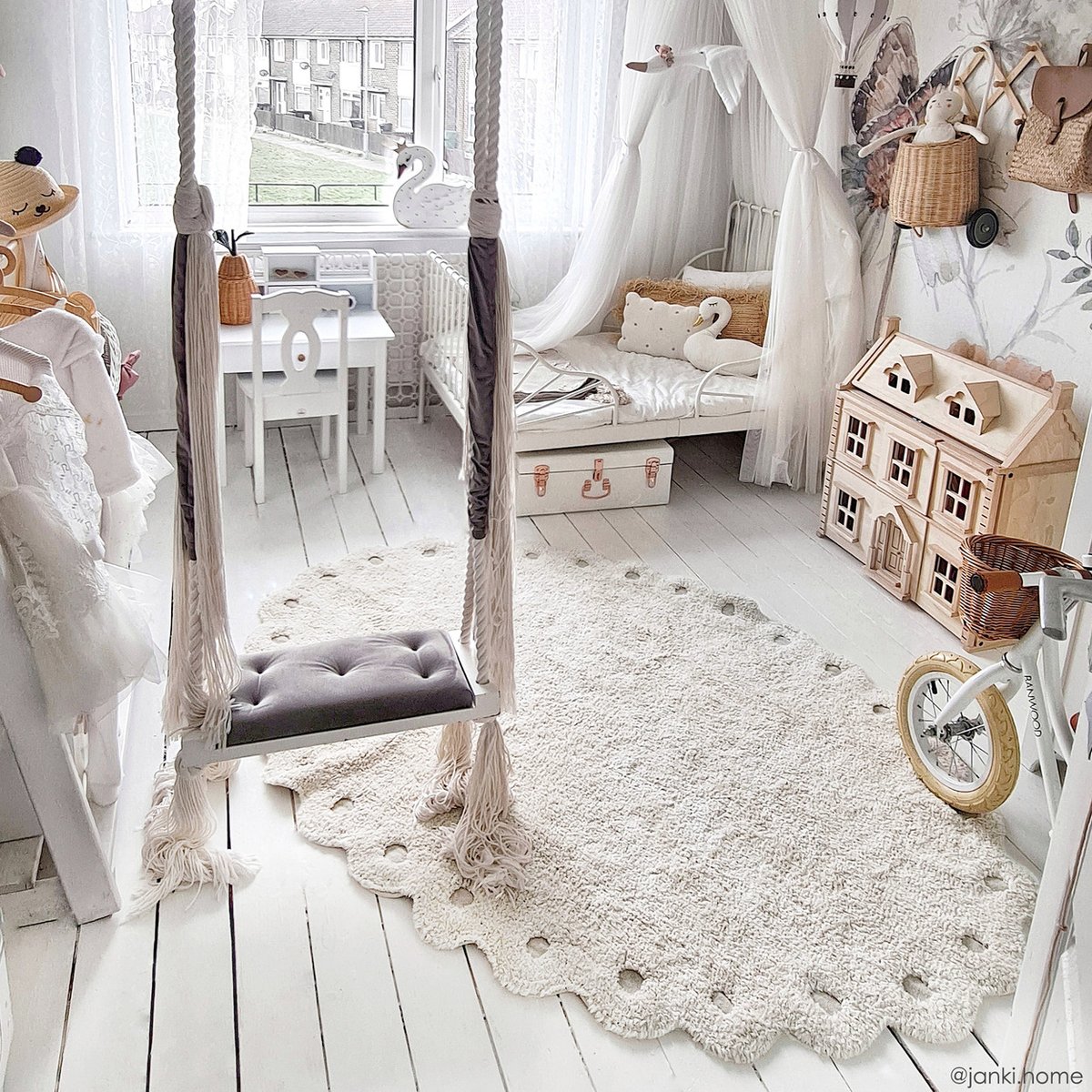 Tapis ovale en coton Pomme de pin COTTON WOODS gris, LORENA CANALS