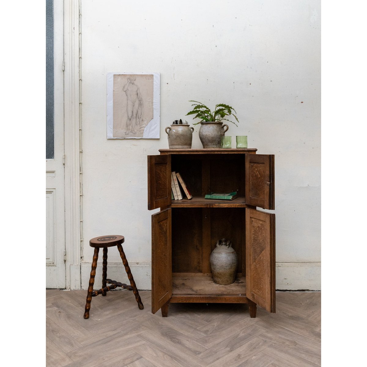 Petite armoire ancienne en bois Blandine N°543 - Bon état bois foncé, DEBONGOUT