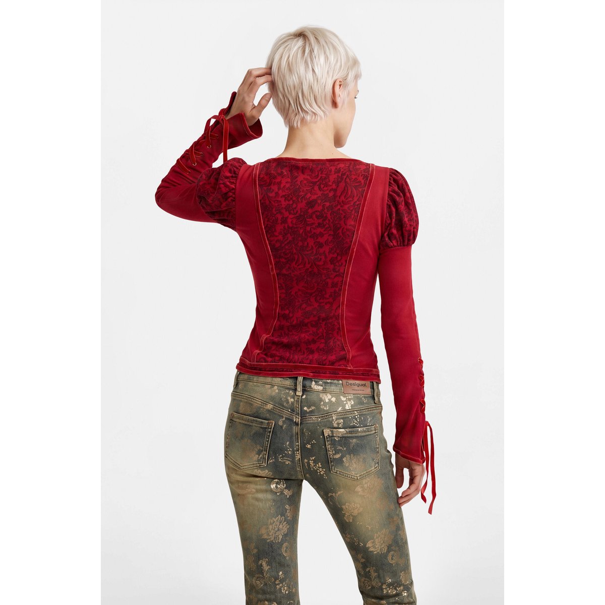 t-shirt à encolure carrée rouge, DESIGUAL