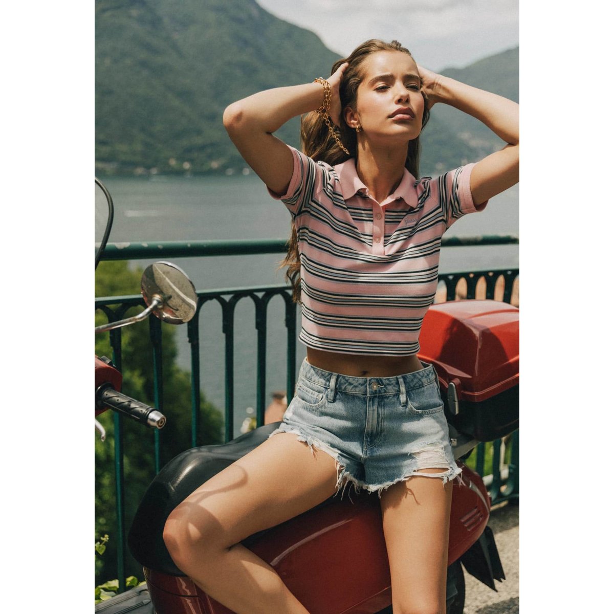 Short En Denim bleu clair, GUESS