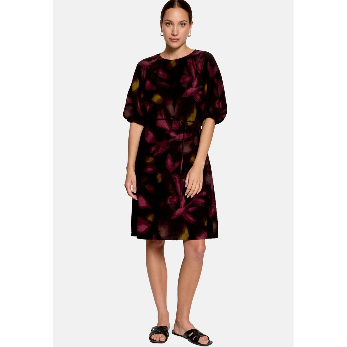 Robe casual à ceinture à nouer black/dark red, ZERO