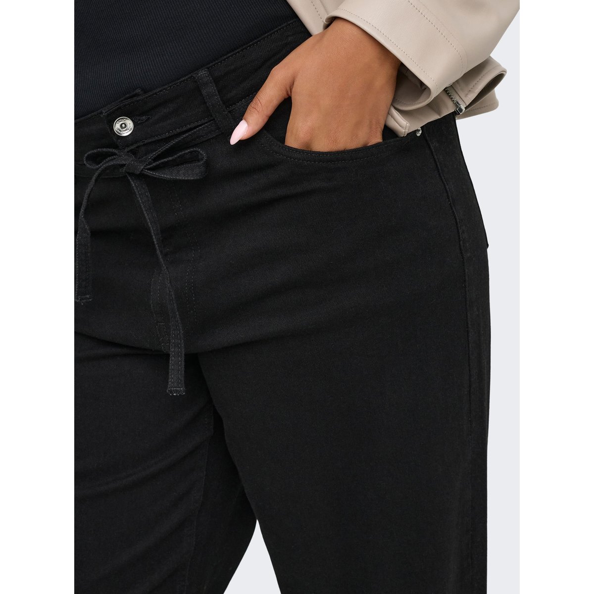Jean Coupe Droite black denim, ONLY CARMAKOMA