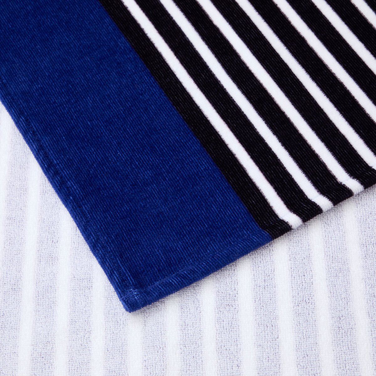 Serviette de plage en coton, LACE bleu, LACOSTE HOME