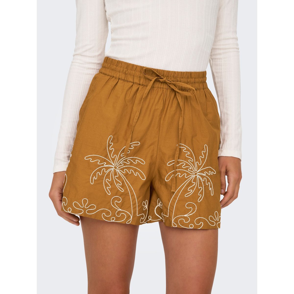 Short orange - golden brown, JDY