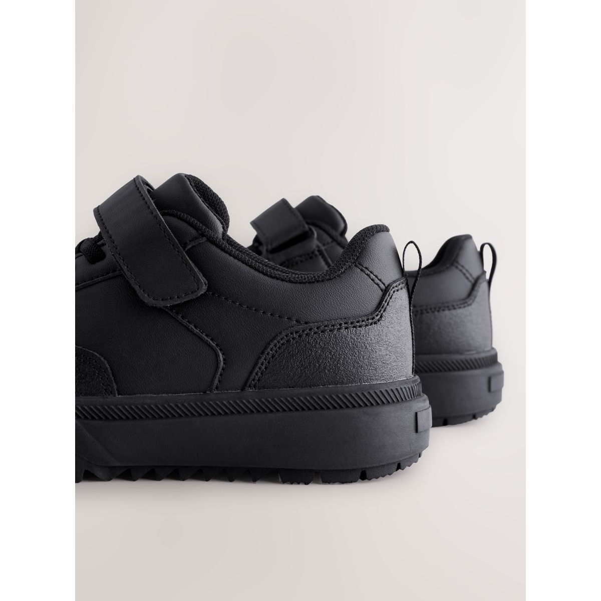 Chaussures imperméables à lacets élastiques noir, NEXT