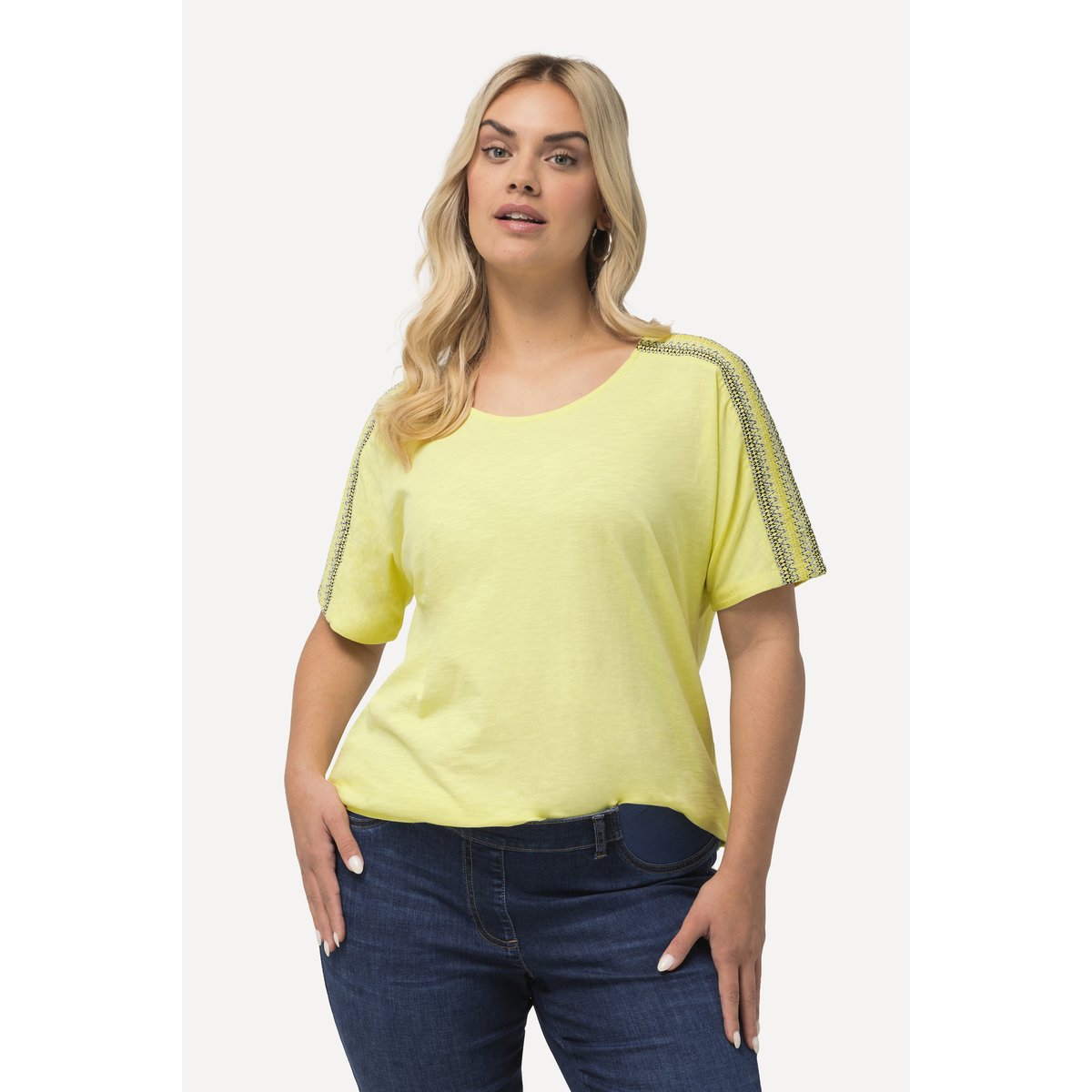 T-shirt avec broderies et épaules smockées jaune citron, ULLA POPKEN