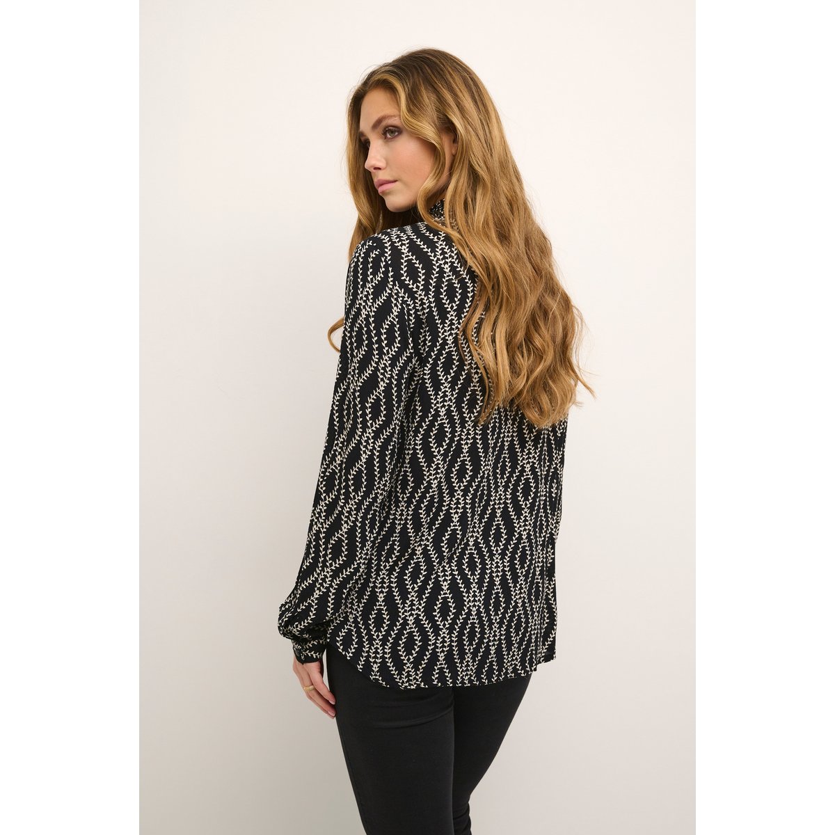 Blouse à manches longues noir/blanc imprimé, KAFFE
