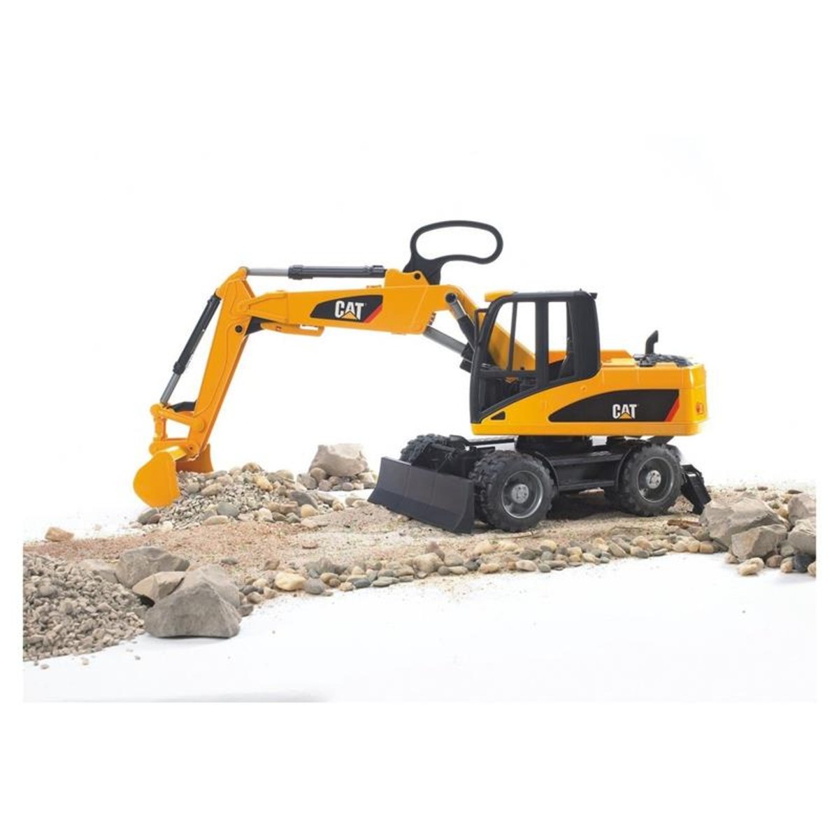 Pelleteuse sur pneus CAT v002233, BRUDER