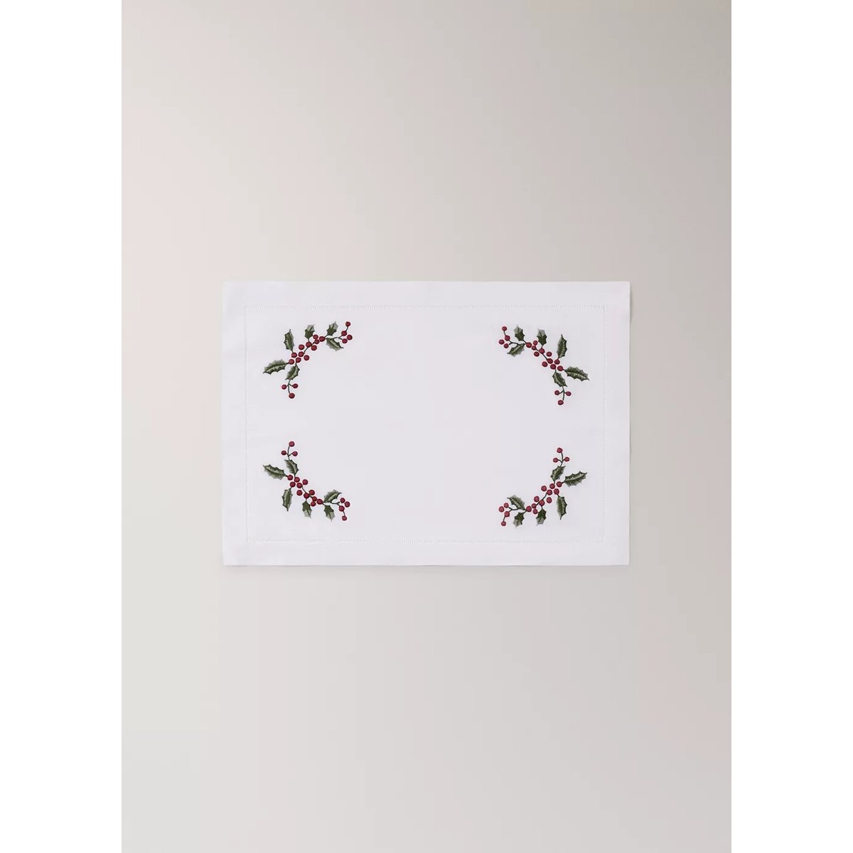Set de table en lin brodé de Noël blanc cassé, MANGO HOME