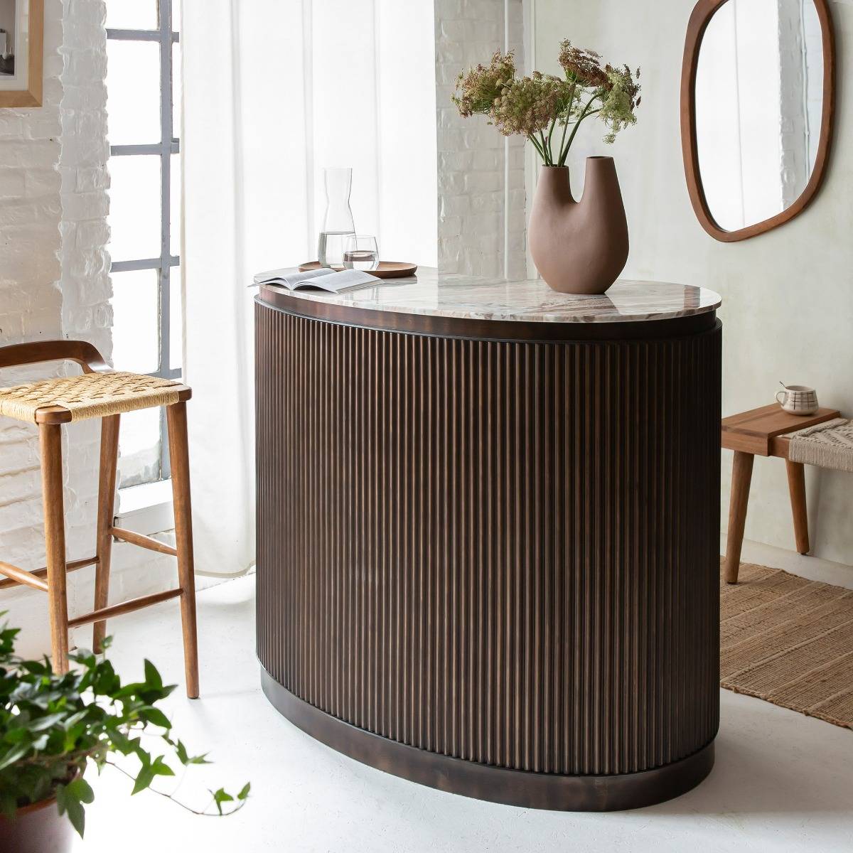 Meuble bar haricot en marbre et métal ORLANDO marron, MADE IN MEUBLES