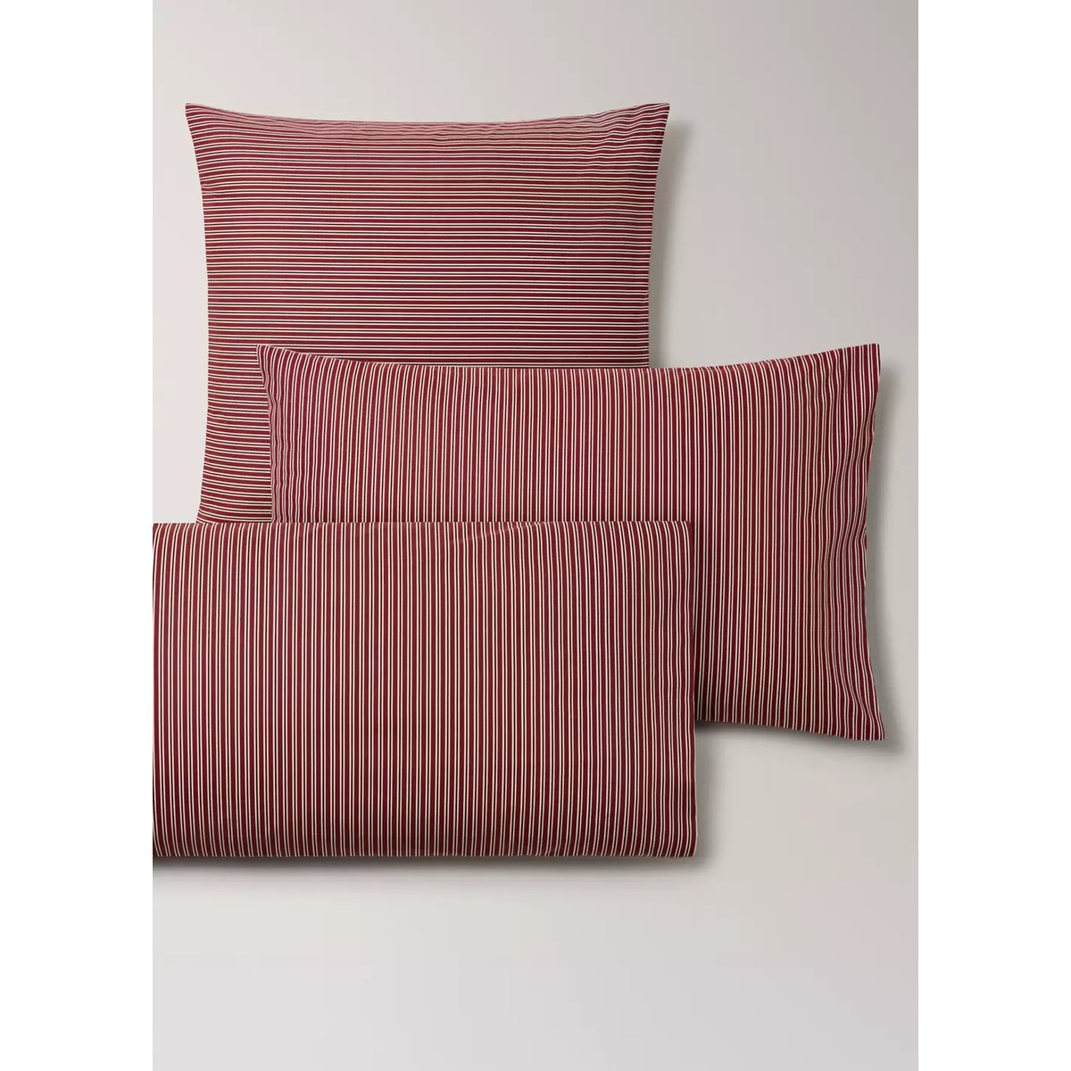 Taie d'oreiller 100 % coton à rayures 50 x 75 cm rouge, MANGO HOME