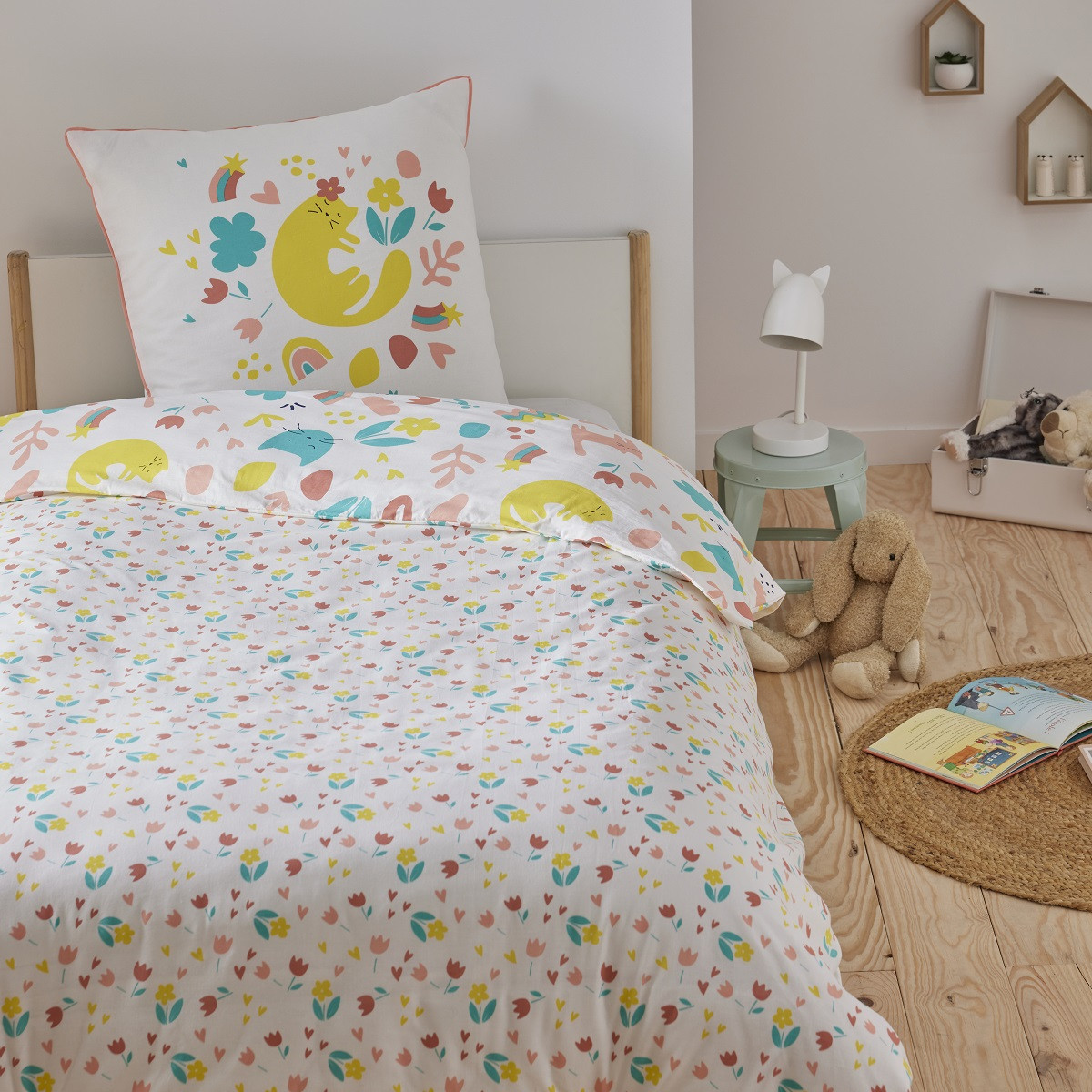 Parure de lit enfant chat réversible fleurie MINOU blanc, FUTURE HOME