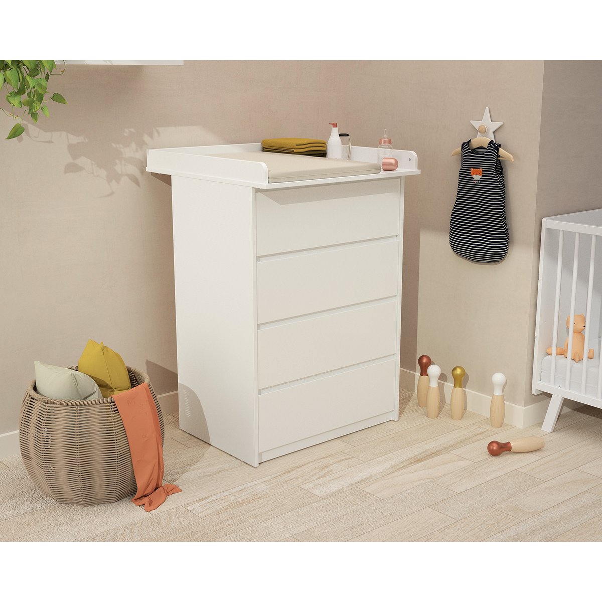 Commode bébé 4 tiroirs en bois avec plan à langer en bois 70 cm UNO blanc, WEBABY