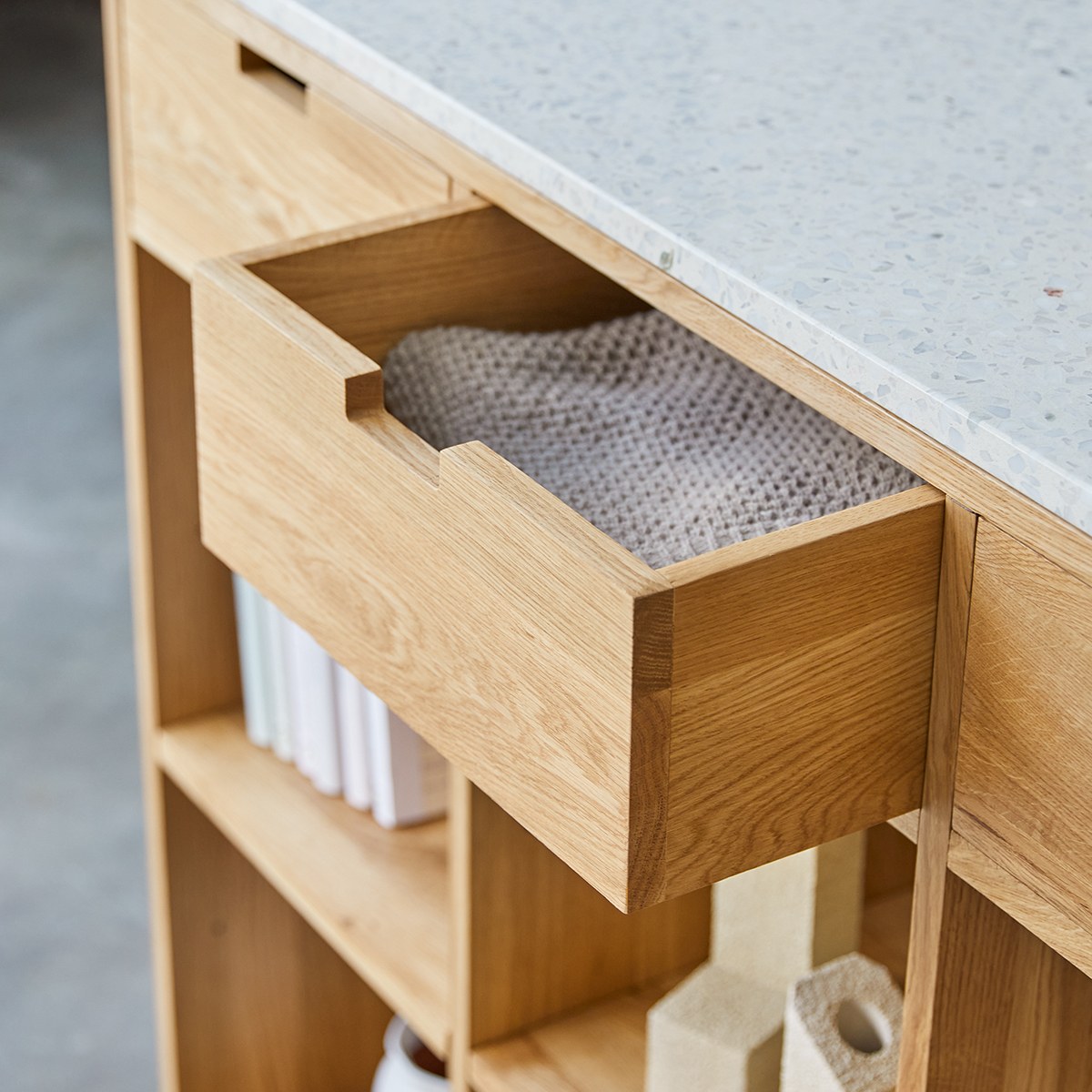 Bibliothèque en Chêne, MIHO blanc, TIKAMOON