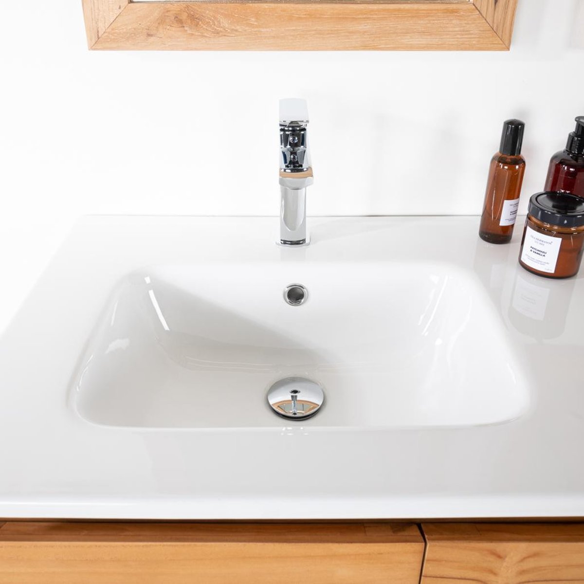 Meuble salle de bain en teck et céramique 120 cm ANANTA blanc, WANDA COLLECTION