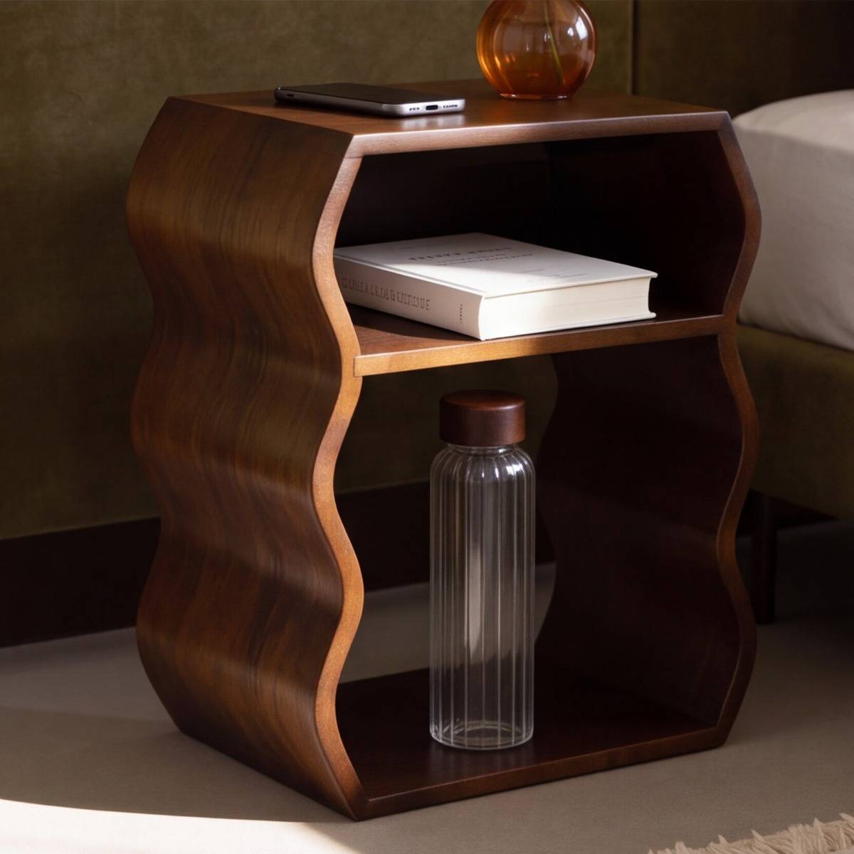 Table de chevet en bois de manguier vagues  MAORA bois foncé, MADE IN MEUBLES 