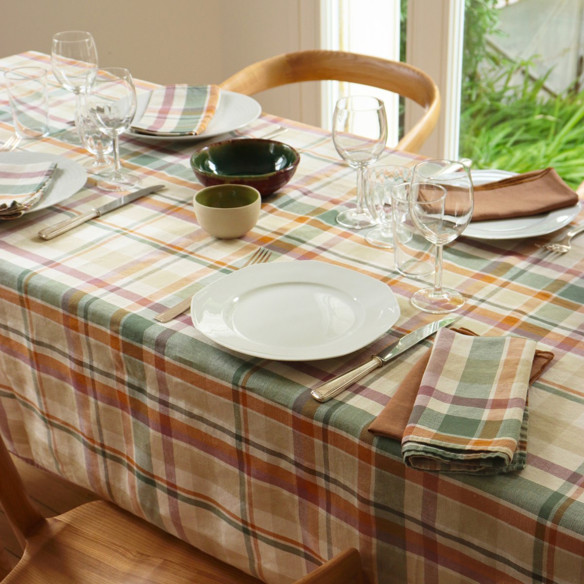 Nappe en métis lin et coton, PASSION MADRAS curcuma, BLANC CERISE