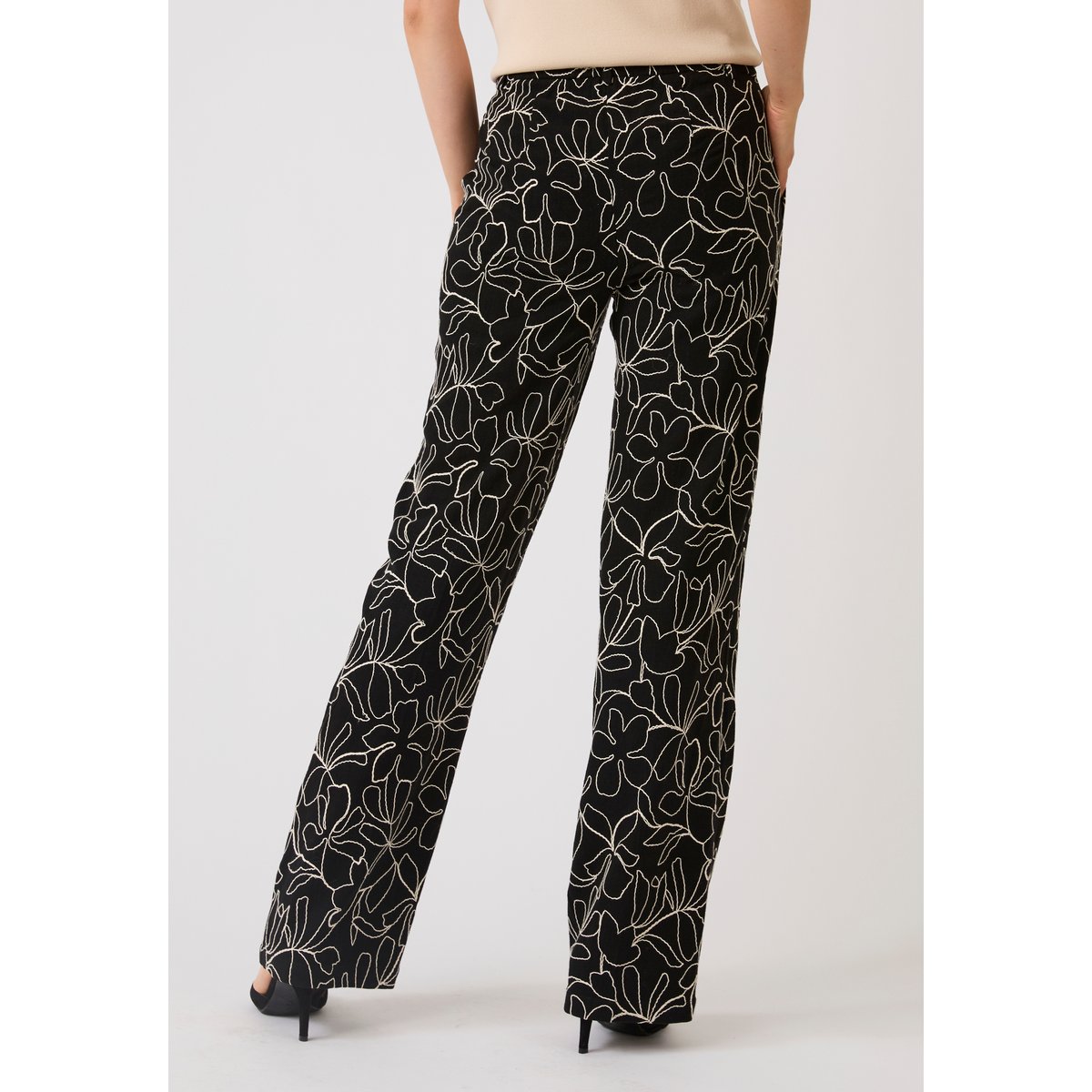 Pantalon crêpe brodé fleuri noir fleuri, DAMART