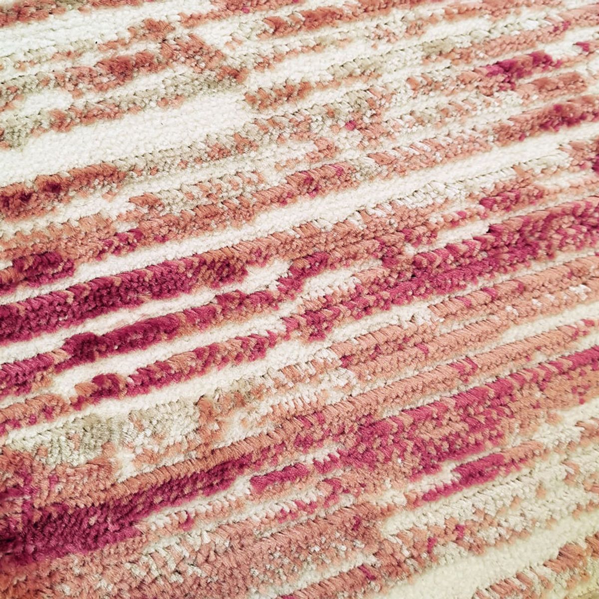 Tapis salon extra-doux motif lignes VESTALE LINES beige, THE DECO FACTORY