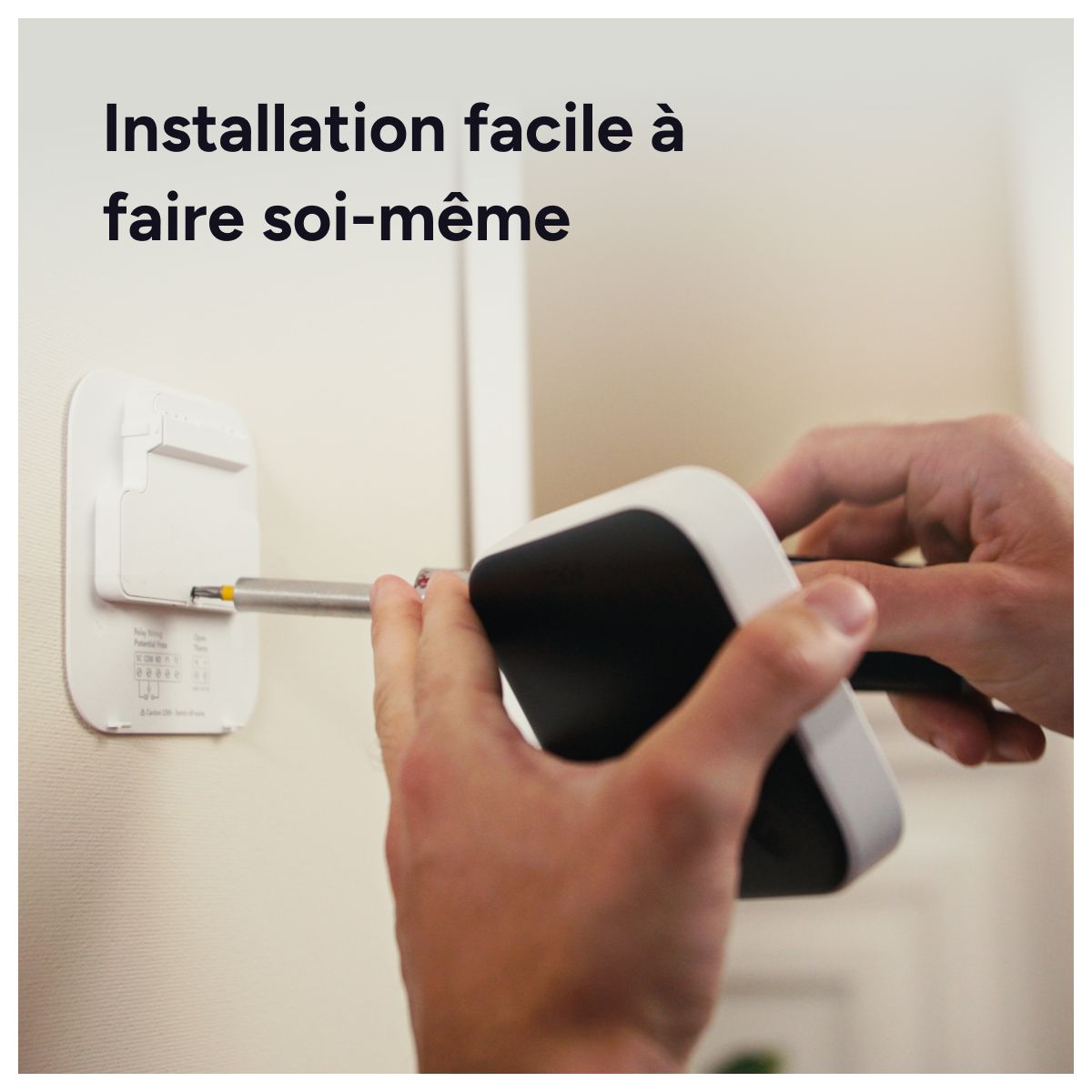 Thermostat connecté Kit X filaire et 2 têtes X couleur unique, TADO