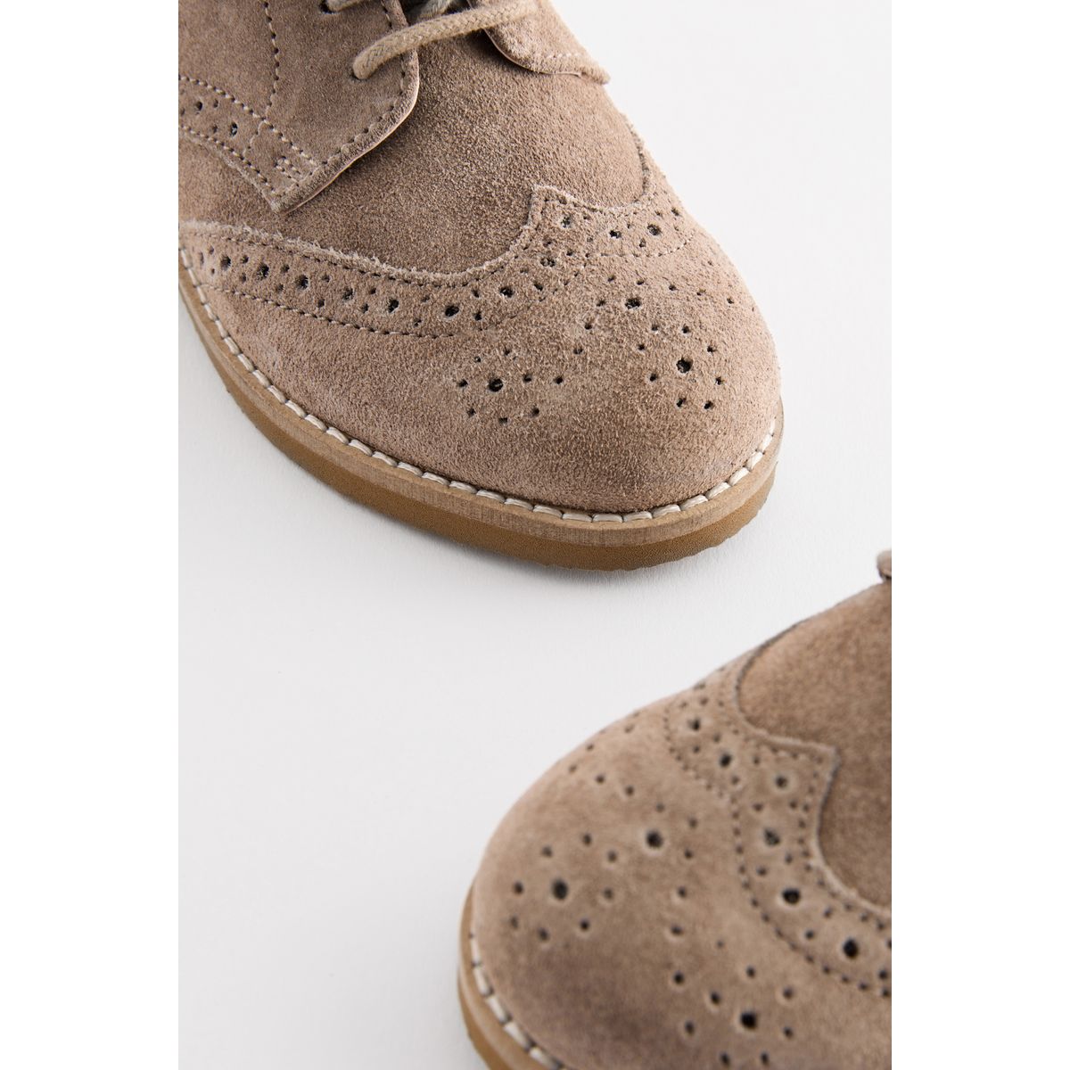 Chaussures richelieu élégantes en cuir naturel, NEXT
