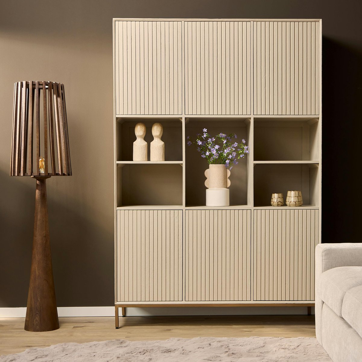 Bibliothèque de salon 6 portes rainurées CORTINA beige, PIER IMPORT