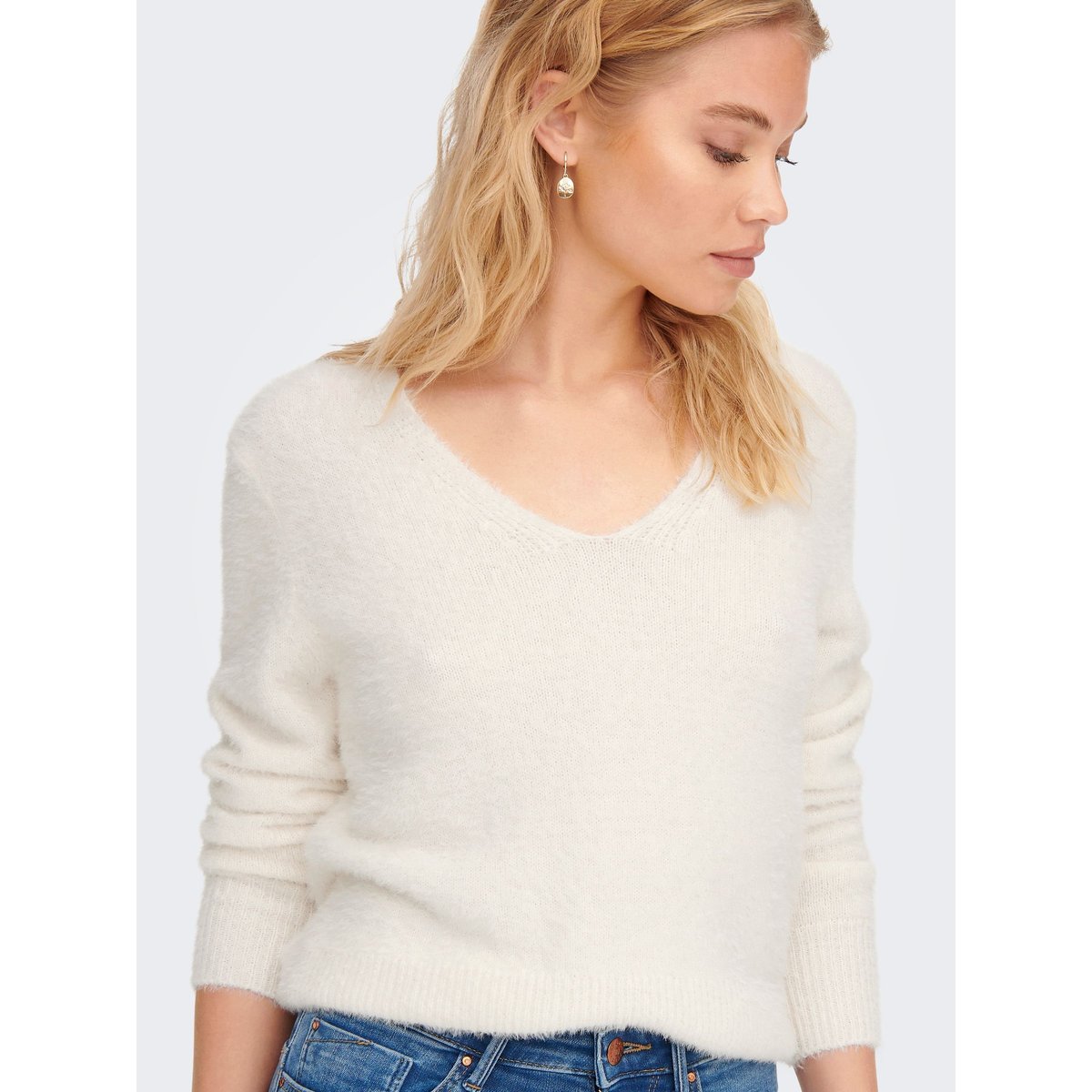 Pull col V, maille mousseuse blanc, ONLY