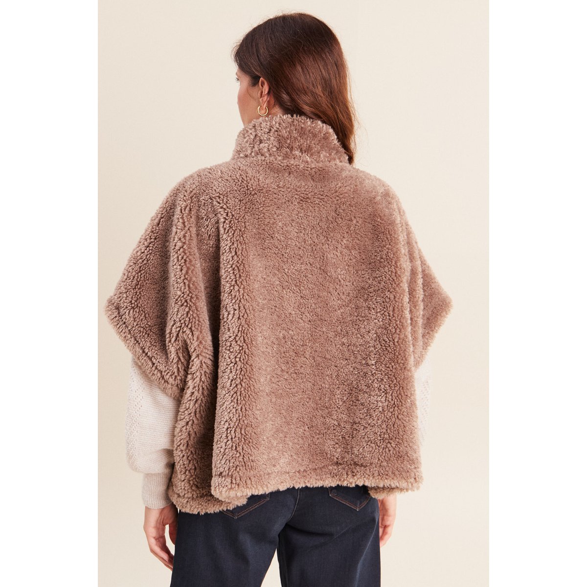 Poncho taupe, BREAL