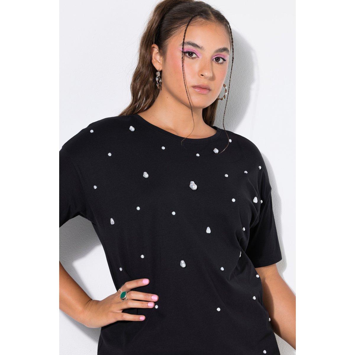 t-shirts, coupe oversize, perles décoratives noir, STUDIO UNTOLD