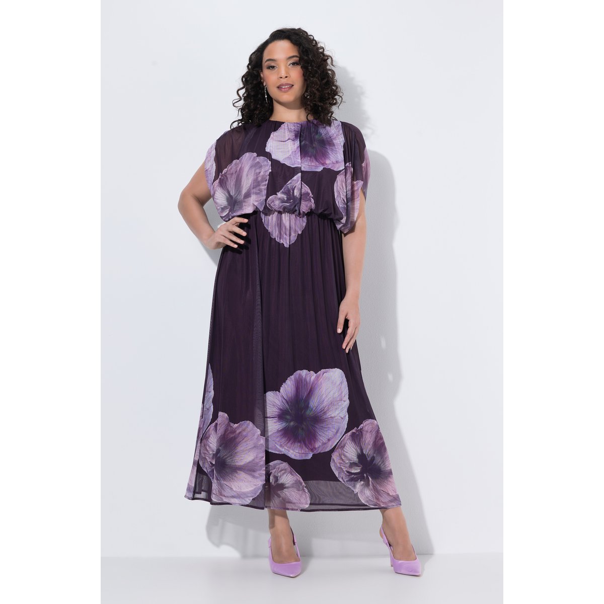 Robe maxi motif floral, décolleté rond raisin foncé, ULLA POPKEN